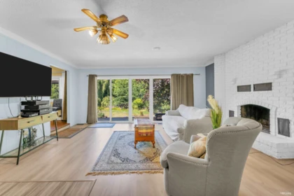 18224 32 Avenue, Surrey, BC, Surrey — Single Family Residence for sale