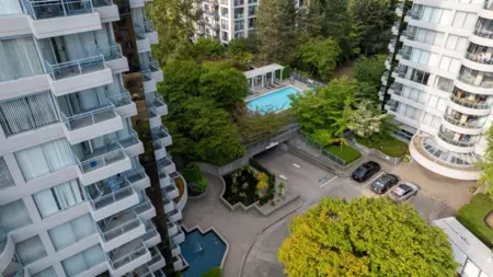 Garden / Landscaping Photo of 203 13353 108 Avenue, Surrey, BC