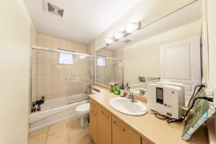 Mudroom Photo of 10522 Shepherd Drive, Richmond, BC