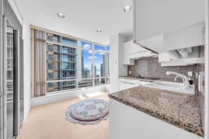 Breakfast Nook Photo of 12A 1500 Alberni Street, Vancouver, BC