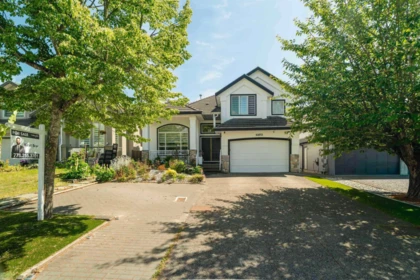 12572 62b Avenue, Surrey, BC, Surrey — Single Family Residence for sale