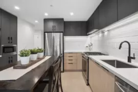 413 3038 St George Street, Port Moody, BC