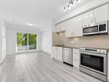 106 9689 140 Street, Surrey, BC, Surrey — Apartment/Condo for sale