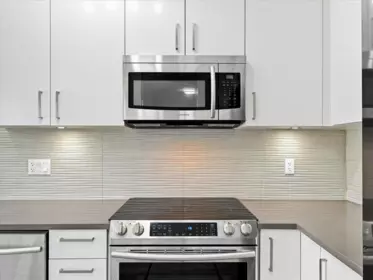 Kitchen Photo of 106 9689 140 Street, Surrey, BC