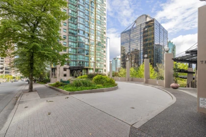 411 1367 Alberni Street, Vancouver, BC, Vancouver — Apartment/Condo for sale