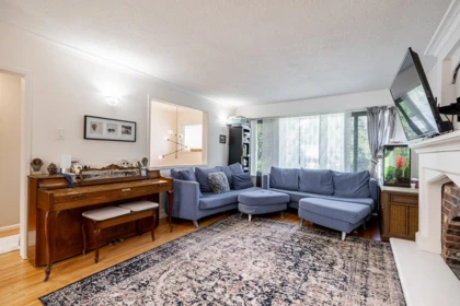 Kitchen Photo of 15084 Raven Place, Surrey, BC
