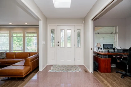 Living Room Photo of 12461 205 Street, Maple Ridge, BC