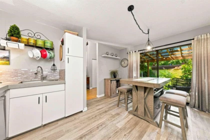 Office / Den Photo of 4698 Garden Grove Drive, Burnaby, BC
