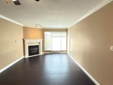 211 32085 George Ferguson Way, Abbotsford, BC, Abbotsford — Apartment/Condo for sale