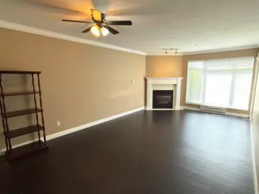 211 32085 George Ferguson Way, Abbotsford, BC, Abbotsford — Apartment/Condo for sale