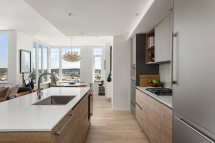 Kitchen Island Photo of 1304 363 Tyee Road, No City Value, BC