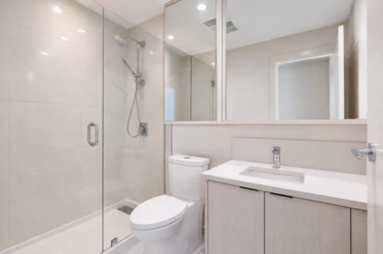 Hallway Photo of 605 5051 Imperial Street, Burnaby, BC