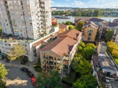 302 12 Laguna Court, New Westminster, BC