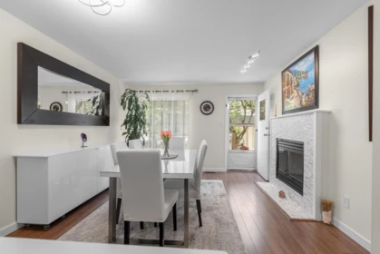 Kitchen Photo of 13 16318 82 Avenue, Surrey, BC