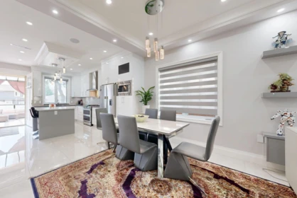 Kitchen Photo of 1 556 W 62nd Avenue, Vancouver, BC