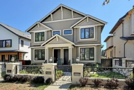 1 556 W 62nd Avenue, Vancouver, BC