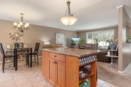 714 River Parade, Hope, BC, Hope — Single Family Residence for sale