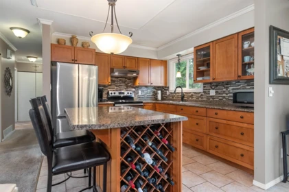 Kitchen Island Photo of 714 River Parade, Hope, BC