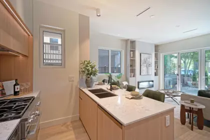 Breakfast Nook Photo of 1 3315 W 10th Street, Vancouver, BC