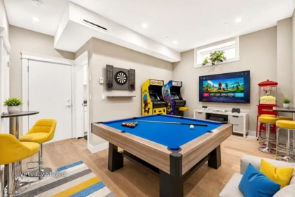 Basement Recreation Room Photo of 8068 Haig Street, Vancouver, BC