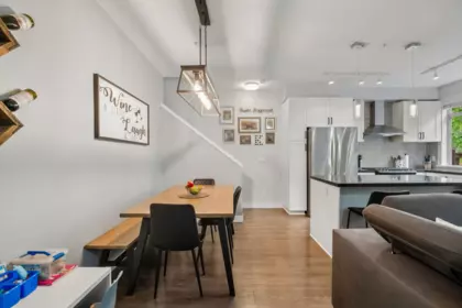 Breakfast Nook Photo of 152 11305 240 Street, Maple Ridge, BC