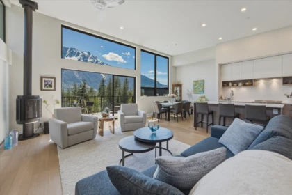 16 4000 Sunstone Way, Pemberton, BC, Pemberton — Half Duplex for sale