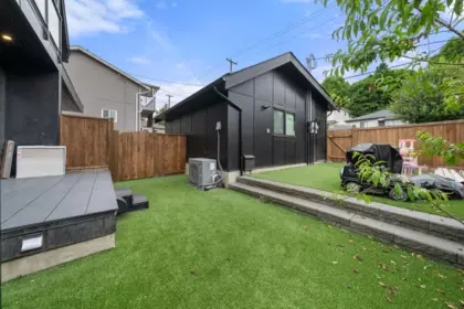 Breakfast Nook Photo of 5027 Inverness Street, Vancouver, BC