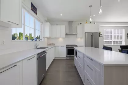 Kitchen Island Photo of 36 23539 Gilker Hill V2w 1c8 Road, Maple Ridge, BC