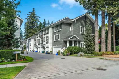Backyard Photo of 2 253 171 Street, Surrey, BC