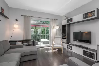 Family Room Photo of 2 253 171 Street, Surrey, BC