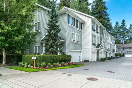 Outdoor Deck Photo of 2 253 171 Street, Surrey, BC