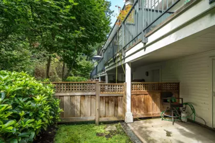 Staircase Photo of 2 253 171 Street, Surrey, BC