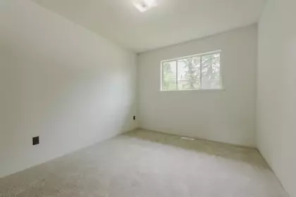Hallway Photo of 12760 232 Street, Maple Ridge, BC