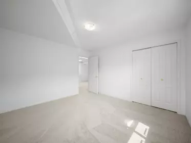 Entry Foyer Photo of 27 7330 122 Street, Surrey, BC
