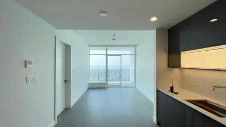 2505 6511 Sussex Avenue, Burnaby, BC, Burnaby — Apartment/Condo for sale
