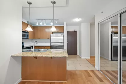 Breakfast Nook Photo of 508 610 Victoria Street, New Westminster, BC