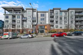 437 13733 107a Avenue, Surrey, BC
