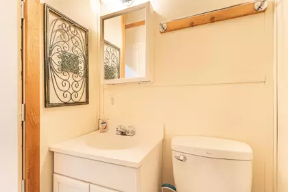 Office / Den Photo of 4825 Sinclair Bay Road, Pender Harbour, BC