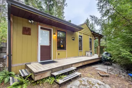 Swimming Pool Photo of 4825 Sinclair Bay Road, Pender Harbour, BC