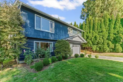 Family Room Photo of 34915 Champlain Crescent, Abbotsford, BC