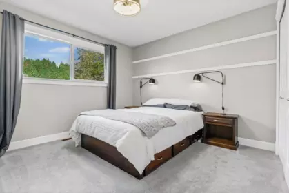 Hallway Photo of 34915 Champlain Crescent, Abbotsford, BC