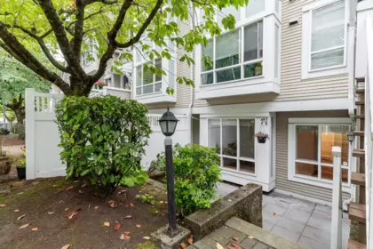 22 6588 Southoaks Crescent, Burnaby, BC, Burnaby — Townhouse for sale