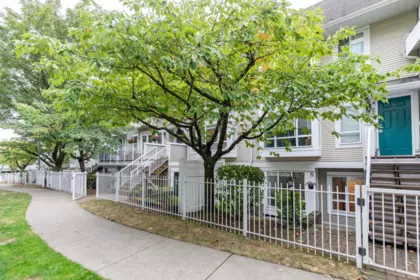 22 6588 Southoaks Crescent, Burnaby, BC, Burnaby — Townhouse for sale