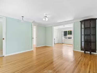Hallway Photo of 788 E 26th Street, North Vancouver, BC