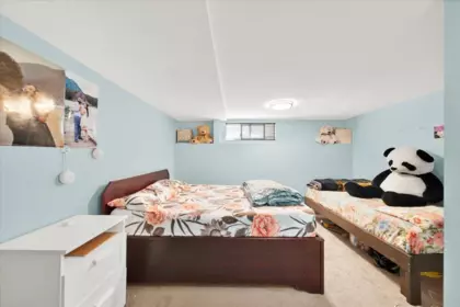 Hallway Photo of 15747 92a Avenue, Surrey, BC
