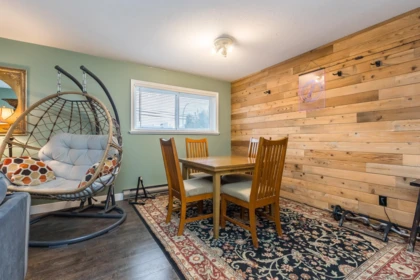 Dining Area Photo of 101 46033 Chilliwack Central Road, Chilliwack, BC