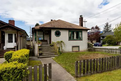 Primary Bedroom Photo of 2057 Mahon Avenue, North Vancouver, BC