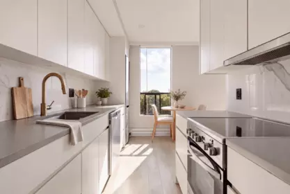 Kitchen Photo of 902 2370 W 2nd Avenue, Vancouver, BC