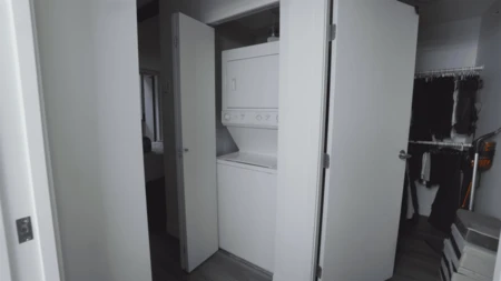 Walk-In Closet Photo of 312 1082 Seymour Street, Vancouver, BC