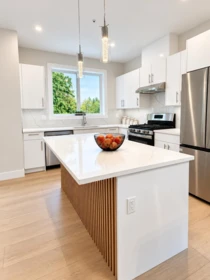 Kitchen Photo of 1 6089 Rosewood Place, Sechelt, BC